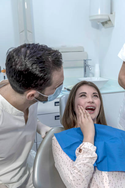 Best Emergency Dentist Near Me  in Sa De Oro Mount Helix, CA